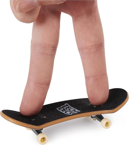 TECH DECK, Sk8shop Fingerboard Bonus Pack, Collectible and Customizable Mini Skateboards (Styles May Vary) in Kuwait