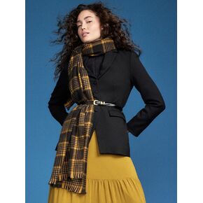 Old Navy Old Navy x Altuzarra Knit Scarf - Grasscloth in Kuwait