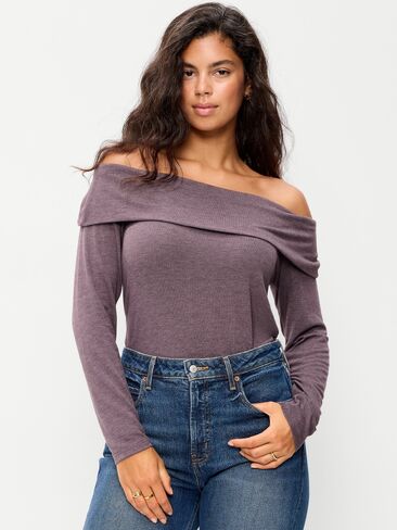 Old Navy Off-The-Shoulder Long-Sleeve Fitted Top - Veil my Night in Saudi Arabia