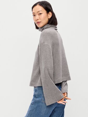 Old Navy Long-Sleeve Oversized Turtleneck Sweater - Heather Greay On in Saudi Arabia