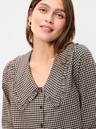 Old Navy Long-Sleeve Statement Collar Button-Front Top - LS STATEMENT C:SBRWNPLD in Saudi Arabia