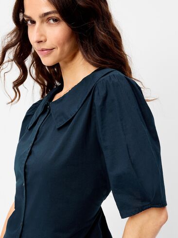 Old Navy Lapel Collar Short-Sleeve Button-Front Top - In the Navy in Saudi Arabia