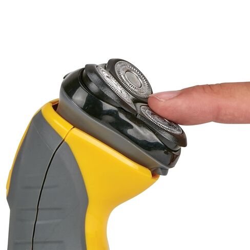 ELECTRIC SHAVER 3HEAD in Kuwait