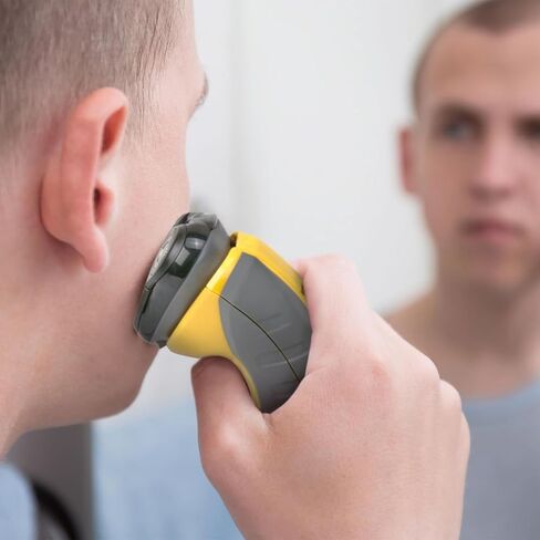 ELECTRIC SHAVER 3HEAD in Kuwait