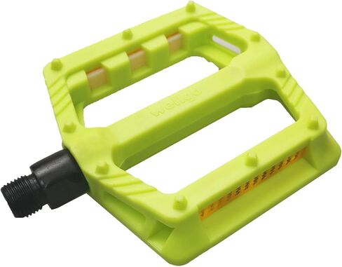 Wellgo Mountain Bike Pedals 9/16" Non-Slip Plastic Road Bicycle Pedals 2DU Pedals for MTB Hybrid Bike Folding Bike (Green) in Saudi Arabia