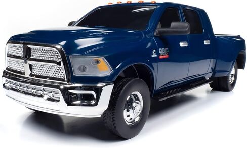 Big Country Toys AMT Adult Collectibles Yellowstone John Dutton Truck, Realistic 1:20 Scale Ram 3500 Collectible Truck… in Kuwait