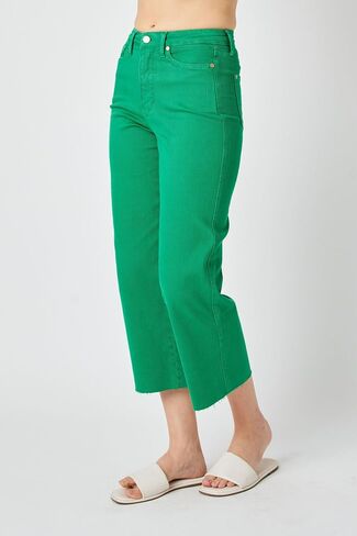 Judy Blue Kelly Green Cropped Capri in Saudi Arabia