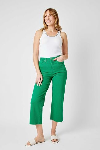 Judy Blue Kelly Green Cropped Capri in Saudi Arabia