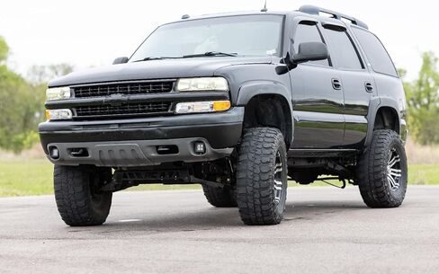 طقم رفع NTD مقاس 6 بوصات من Rough Country لـ 00-06 Chevy/GMC Tahoe/Yukon 2WD/4WD - 28020 in Saudi Arabia