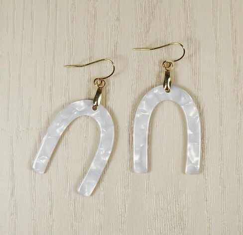 Modern Lightweight White U Shape Acrylic Boho Earrings, Hypoallergenic 18K Gold or Platinum Ear Wires in Saudi Arabia