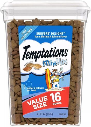 Whiskas Temptations Mixups Surfers' Delight Cat Treats, 16-oz Tub (Pack of 2) in Kuwait