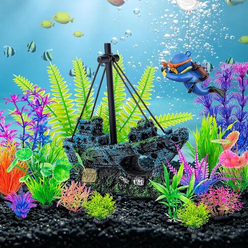 CousDUoBe 16 Pcs Fish Tank Decor Set Shipwreck Decoration Fish Tank Plants in Kuwait