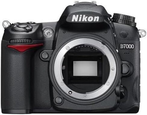 Nikon D7000 16.2 Megapixel Digital SLR Camera with 18-55mm Lens (Black) in Kuwait