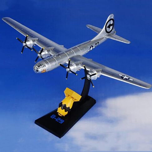 MOUDOAUER 1/144 Scale WWII US Air Force B-29 Superfortress Bomber Alloy Model Plane Model for Collection in Kuwait