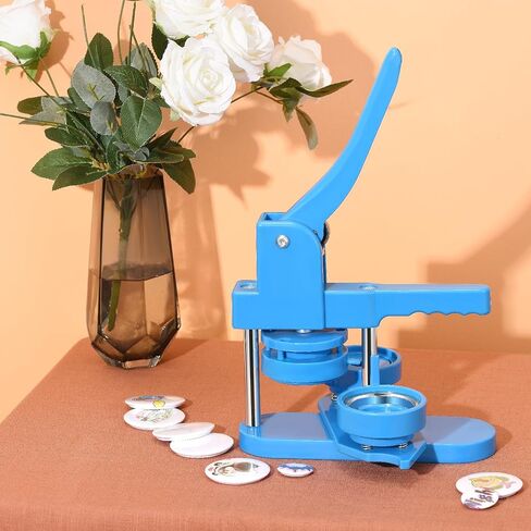 آلة صنع الأزرار 58 مم - 100 لوازم صنع الأزرار - آلة صنع الدبابيس آلة الضغط على الأزرار لشارات الأزرار التي تصنعها بنفسك - مثالية للحرف اليدوية والحفلات والأحداث in Kuwait