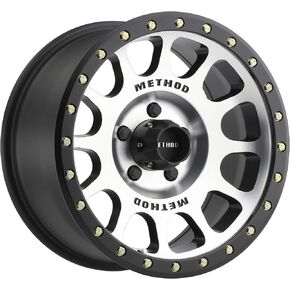 عجلات سباق ميثود 305 NV أسود مطفي 17 × 8.5 بوصة 6 × 5.5 بوصة، 0 مم إزاحة 4.75 بوصة مسافة خلفية، MR30578560500 in Kuwait