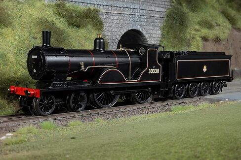 Hornby BR T9 30338 Locomotive in Saudi Arabia