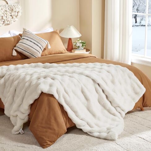 COZY KISS Deer Print Blanket, Faux Fur Dog Blanket for Christmas, 50"x60" in Kuwait