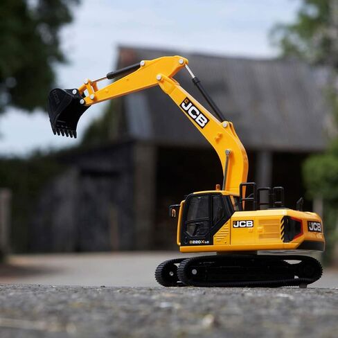 Britains JCB Farm Tomy Toys - Excavator - 1:32 220X - Collectable Tractor Toy - 1:32 Scale Farm Toys - Suitable For Collectors And Kids - 3 Year Plus, 43211 in Kuwait