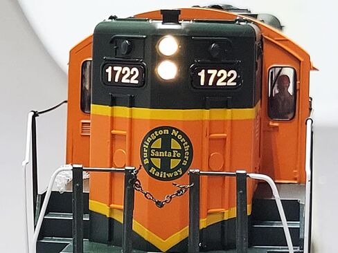 MTH RAILKING BNSF SD-9 Diesel Engine W/Proto-Sound 3 O Gauge 30-21354-1 in Saudi Arabia