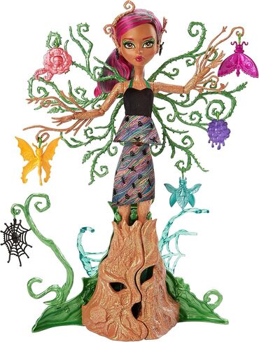 MONSTER HIGH GARDEN GHOULS TREESA THORNWILLOW DOLL in Saudi Arabia