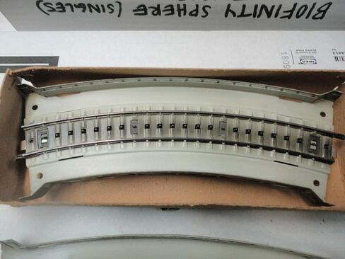 Vintage New Old Stock All Metal RAMP Bridge Curve M Tracks 7167 in Kuwait