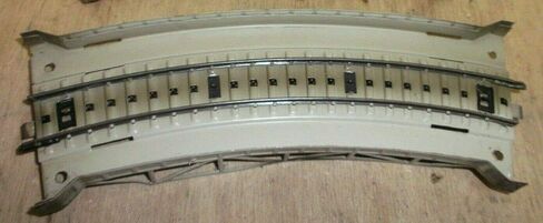 Vintage New Old Stock All Metal RAMP Bridge Curve M Tracks 7167 in Kuwait