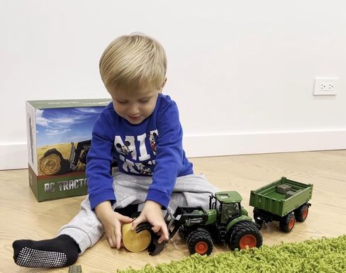 RC Tractor Toys for Boys, Metal Hood, 1:24 Scale Realistic Farm Vehicle in Kuwait