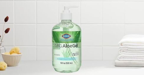 جل معقم لليدين من كلوركس للرعاية الصحية GBG AloeGel 18 أونصة (532 مل) | جل مطهر فوري لليدين خالٍ من المبيضات مع موزع مطهر بمضخة in Kuwait