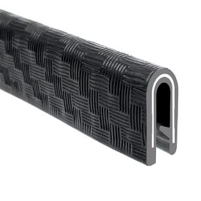 TRIM-LOK - 62B3X3/32-25 Trim-Lok Edge Trim - يناسب حافة 3/32 بوصة، طول الساق 3/8 بوصة، طول 25 بوصة، أسود، نسيج حصوي - واقي حافة مرن من البولي فينيل كلوريد للأسطح الحادة/الخشنة، سهل التنظيف ثَبَّتَ in Kuwait