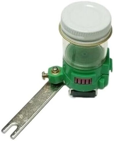 1 Pc Sewing Machine Oil Jar with Clamp Bracket, 1 oz Capacity, Screw-On Top Mount in Kuwait