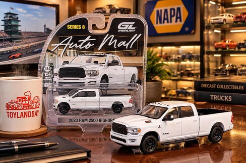 Greenlight 68080-C 2023 Dodge Ram 2500 White 1:64 in Kuwait