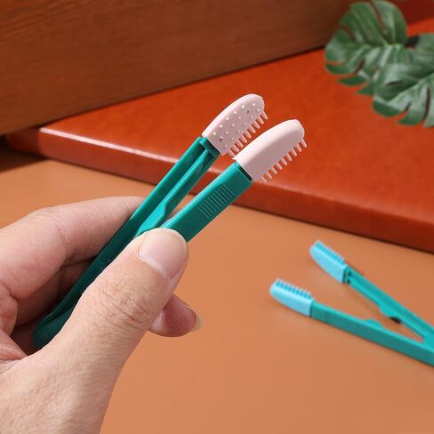 2pcs Cat Eye Comb Kitten Cleaning Brush for Precise in Kuwait