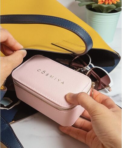 حقيبة مجوهرات سفر أولية مخصصة - هدايا مخصصة للنساء، هدايا اقتراح وصيفة العروس، منظم مجوهرات السفر، صندوق مجوهرات سفر مخصص، هدايا عيد الميلاد in Kuwait