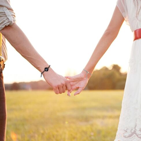 مجموعة مجوهرات أساور تعمل باللمس لمسافات طويلة، سوار حب للاتصال الذكي عن بعد، أرسل رسالة نصية قصيرة SOS، أساور علاقة نجمة للأزواج، العشاق، العائلة، الأصدقاء، المهرجانات، هدايا عيد الحب، فضي in Kuwait