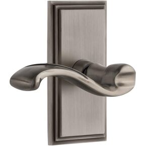 دمية مزدوجة ذات لوحة طويلة من Grandeur Hardware مع رافعة بورتوفينو باللون الكروم اللامع in Kuwait