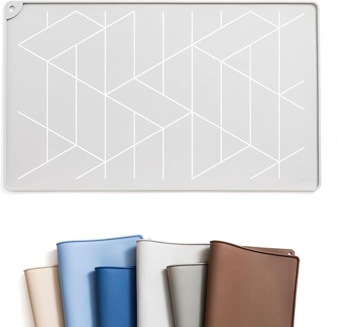 بساط تغذية الكلاب من WePet، بساط تغذية الحيوانات الأليفة مصنوع من السيليكون المقاوم للماء وغير قابل للانزلاق، آمن للاستخدام في غسالة الأطباق، يمنع انسكابات الطعام وفوضى وعاء الماء، للكلاب والقطط، مقاس 20 × 12 بوصة، لون رمادي فضي in Kuwait