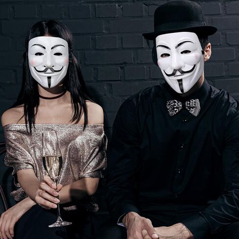 قناع فانفين المجهول باللون الأبيض in Kuwait