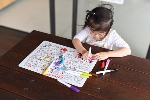 HeyDoodle Classic Doodle Mat – Reusable Silicone Coloring Mat for Toddlers and Kids – Educational Fractions Activity Pad with 9 Markers – Mess-Free Travel Toy – Ages 3-7 (Into the Wild) in Kuwait