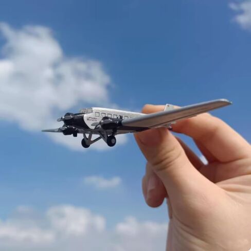 Alloy WWII Germany Junkers Ju 52 Aircraft Model Aircraft Model 1:250 Model Simulation Science Exhibition Model in Kuwait