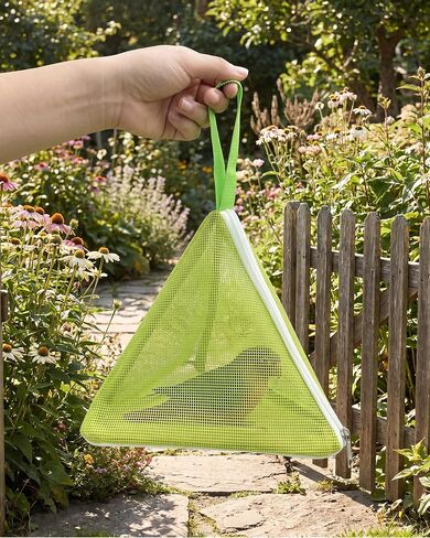 Parrot Triangle Portable Mesh Parrot Bag with Zipper,Hanger, 0.6×0.9Ft in Kuwait