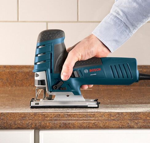 Bosch 7.0 Amp Corded Variable Speed Barrel-Grip Jig Saw JS470EB with Carrying Case with Bosch 10-Piece Assorted T-Shank Jig Saw Blade Set T5002 in Saudi Arabia