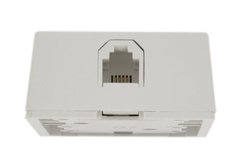 Leviton 4625A-24W نوع 625A2 مقبس تثبيت على السطح، 6P4C، طرف لولبي، أبيض in Kuwait