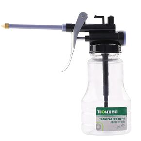  Plastic 250 ML with Oil Spray Hose Oiler Grease Refueling Can in Kuwait
