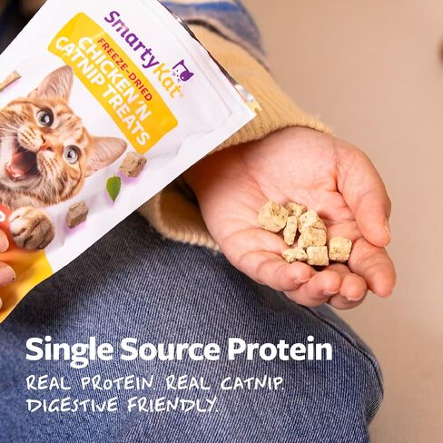 SmartyKat Freeze Dried Real Chicken & Catnip Crunchy Cube Treats for Cats, 2.8 oz Bag in Kuwait