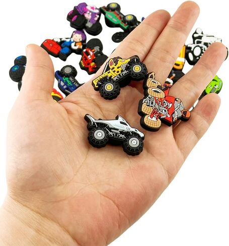 Roubeko 23 قطعة من زينة الأحذية الكرتونية لتزيين أحذية السيارة للأحذية القبقاب والصنادل وسوار معصمه in Kuwait