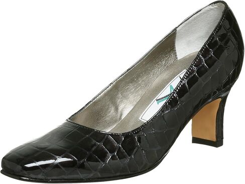 Ros Hommerson Women's Uptown Pump in Kuwait