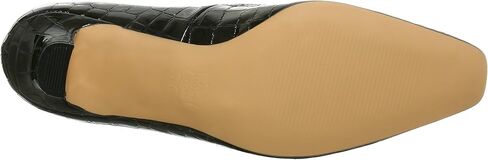 Ros Hommerson Women's Uptown Pump in Kuwait