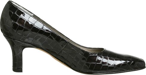 Ros Hommerson Women's Uptown Pump in Kuwait