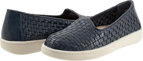Trotters Women's Adelina Loafer in Kuwait